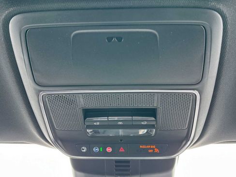 New 2026 Buick Enclave Avenir w/ Super Cruise Package AWD/4WD image 32