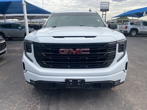 Used 2024 GMC Sierra 1500 Elevation w/ X31 Off-Road Package AWD/4WD image 2