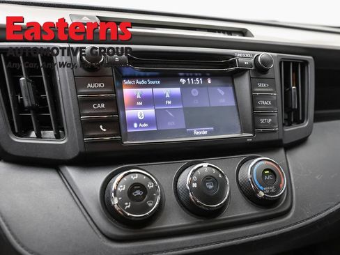 Used 2018 Toyota RAV4 LE w/ All Weather Liner Package FWD image 18
