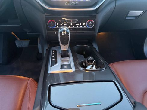 Used 2015 Maserati Ghibli RWD image 25