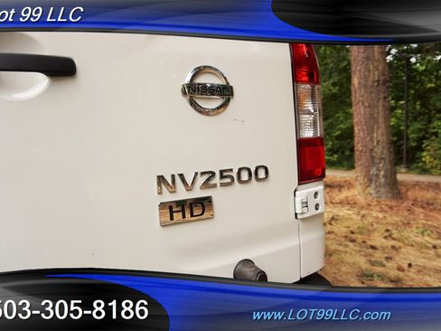 Used 2016 Nissan NV 2500 SV w/ Technology Package image 32