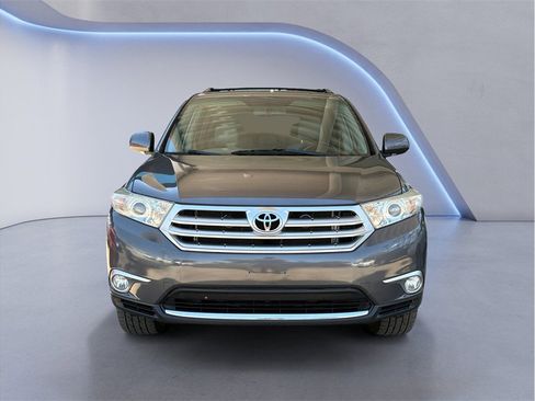 Used 2013 Toyota Highlander Limited AWD/4WD image 2