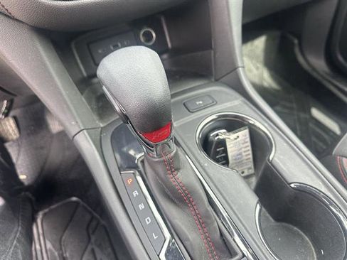 Used 2023 Chevrolet Equinox RS w/ LPO, Floor Liner Package image 19