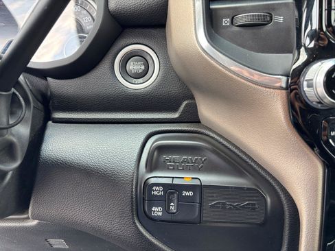 Used 2022 RAM 2500 Laramie AWD/4WD image 28