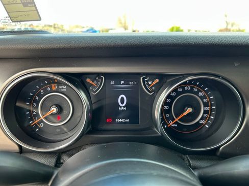 Used 2020 Jeep Wrangler Unlimited Sport S AWD/4WD image 14