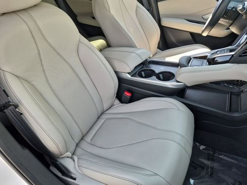 Used 2025 Acura RDX SH-AWD w/ Technology Package image 21