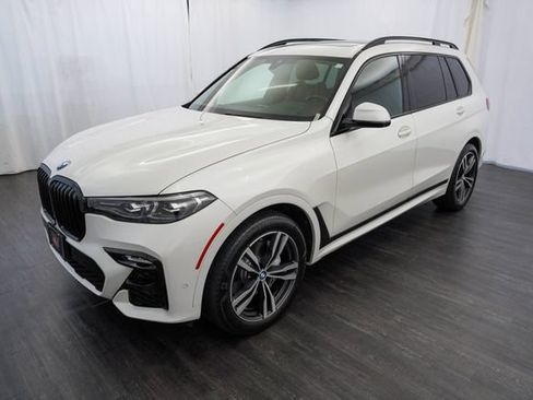 Used 2021 BMW X7 xDrive40i w/ M Sport Package AWD/4WD image 3