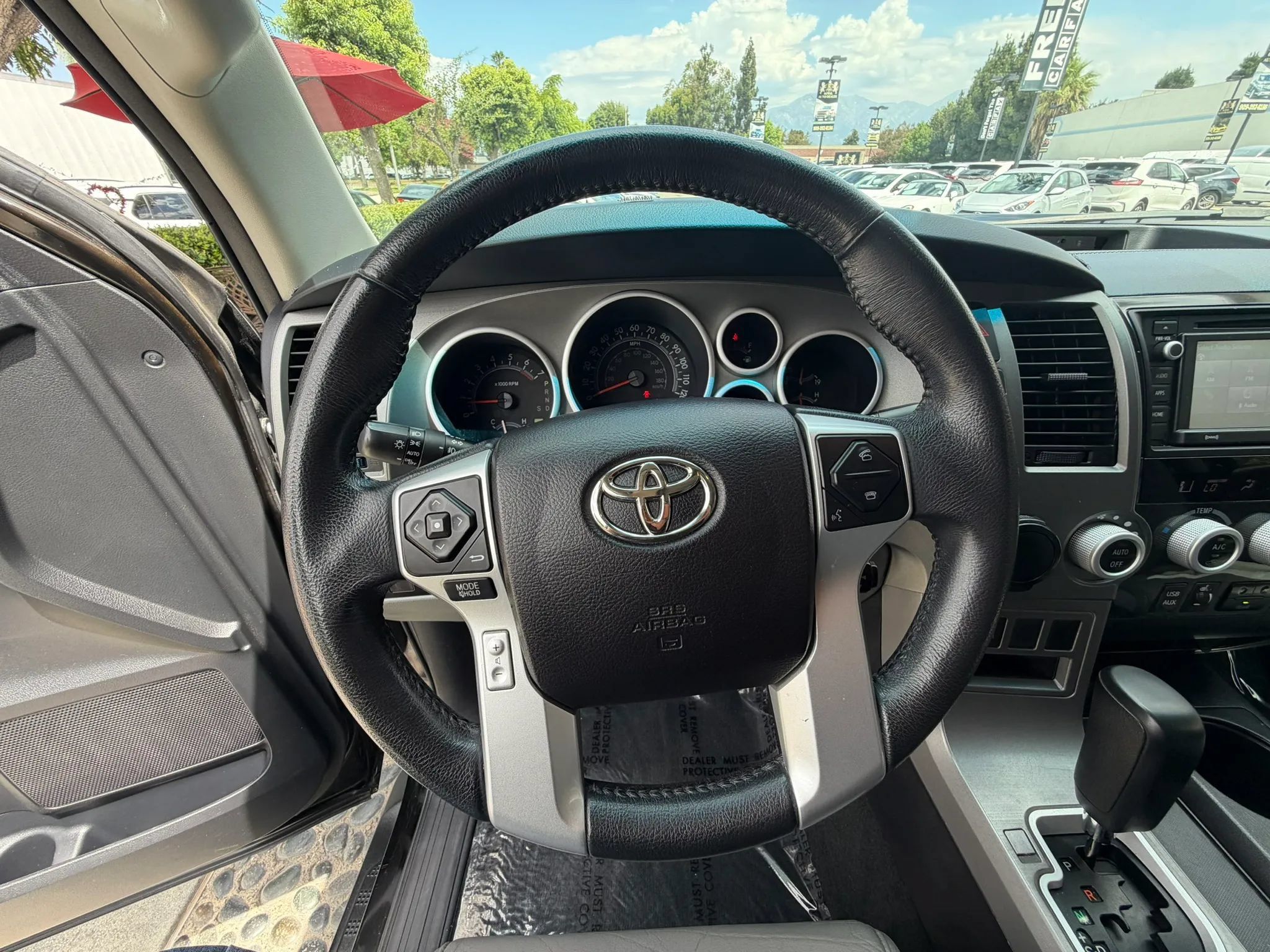 Used 2016 Toyota Sequoia SR5 w/ Premium Package RWD image 30