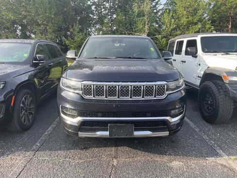Used 2023 Jeep Grand Wagoneer L Series II AWD/4WD image 2
