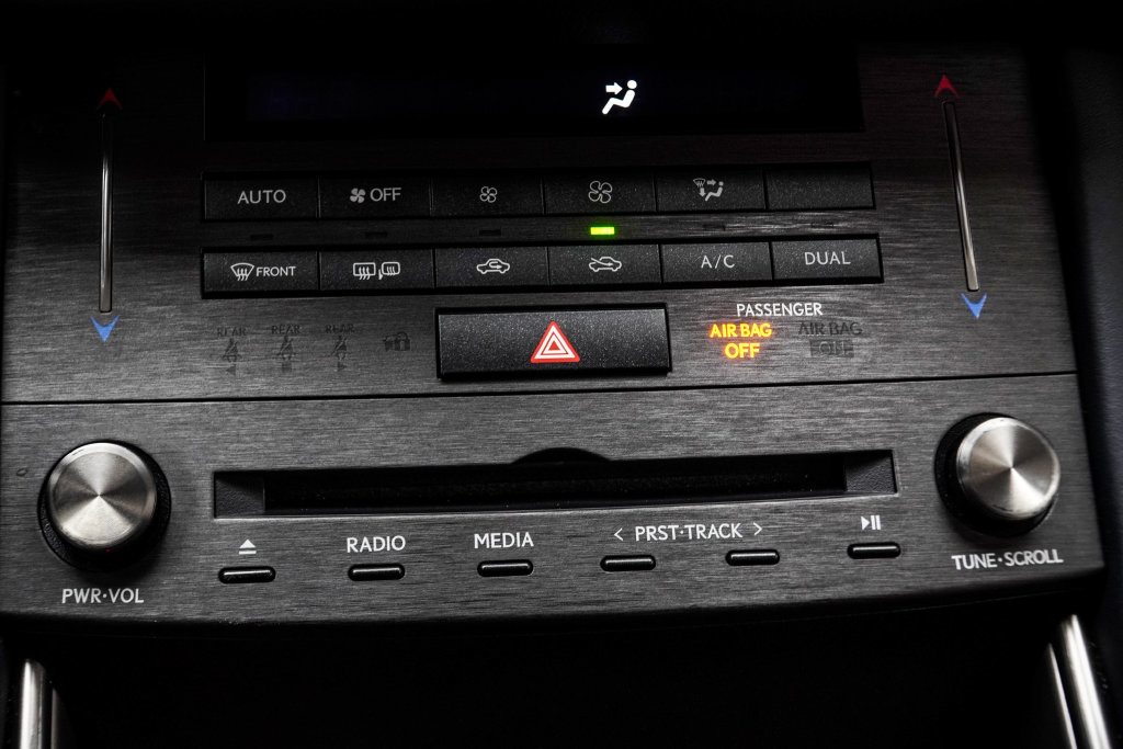 Used 2020 Lexus IS 300 AWD w/ Premium Package image 27