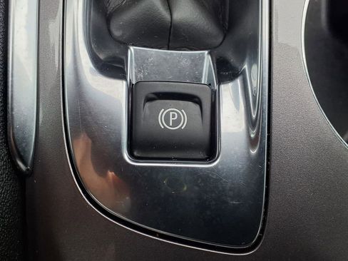 Used 2023 Chevrolet Malibu LT FWD image 11