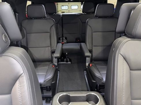 New 2026 GMC Yukon Denali w/ Denali Reserve Package image 28