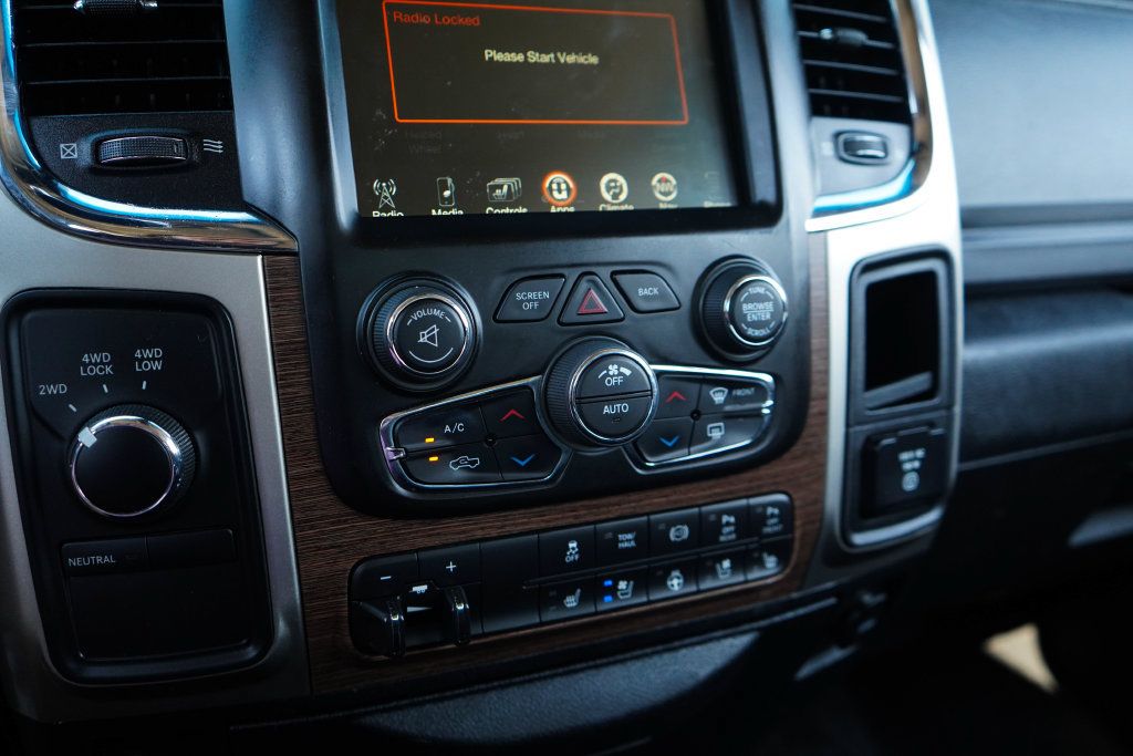 Used 2017 RAM 3500 Laramie AWD/4WD image 27