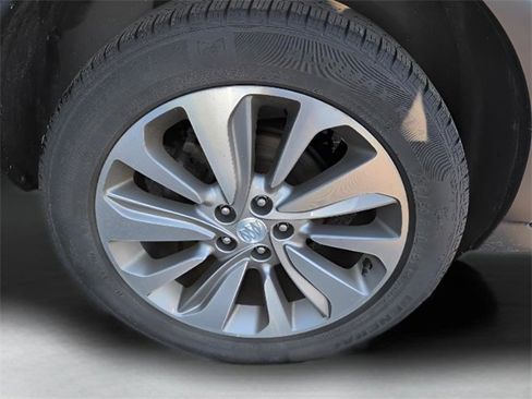 Used 2019 Buick Encore Preferred image 9