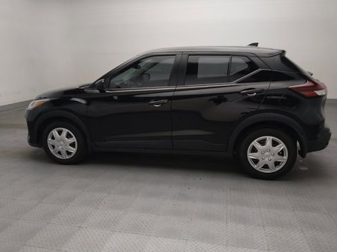 Used 2024 Nissan Kicks S FWD image 3