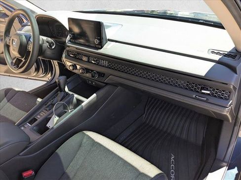 Used 2025 Honda Accord SE image 22