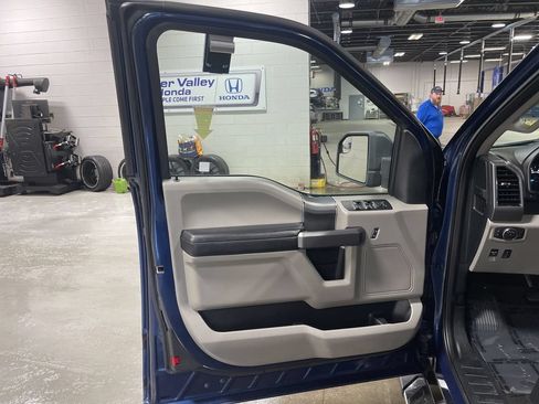 Used 2020 Ford F150 XLT w/ Equipment Group 302A Luxury AWD/4WD image 23