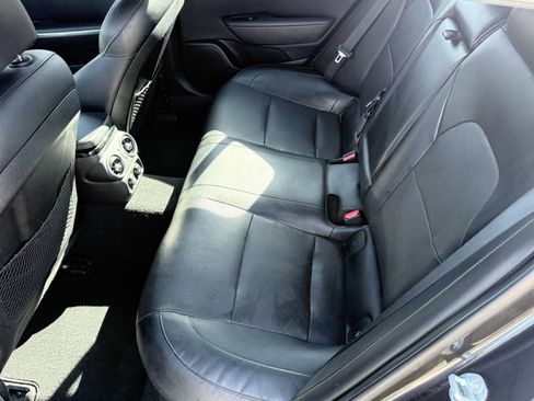 Used 2022 Kia Stinger GT-Line image 32