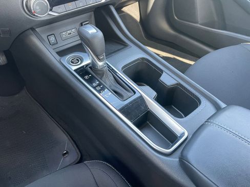 Used 2025 Nissan Sentra SV image 39