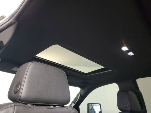 Used 2024 GMC Sierra 2500 AT4 w/ AT4 Premium Plus Package image 23