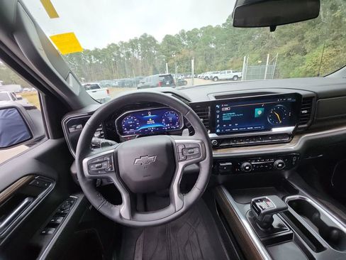 Certified 2024 Chevrolet Silverado 1500 RST w/ Convenience Package II image 16