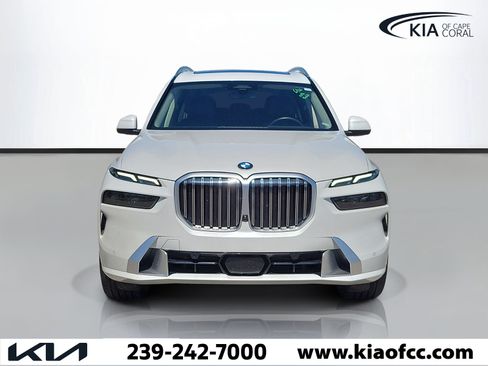 Used 2026 BMW X7 xDrive40i AWD/4WD image 2