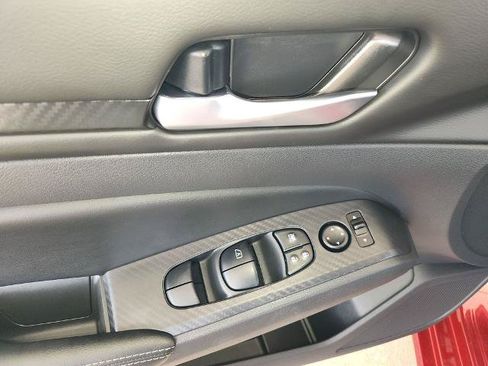 Certified 2025 Nissan Altima 2.5 SV w/ SV Special Edition Package FWD image 30
