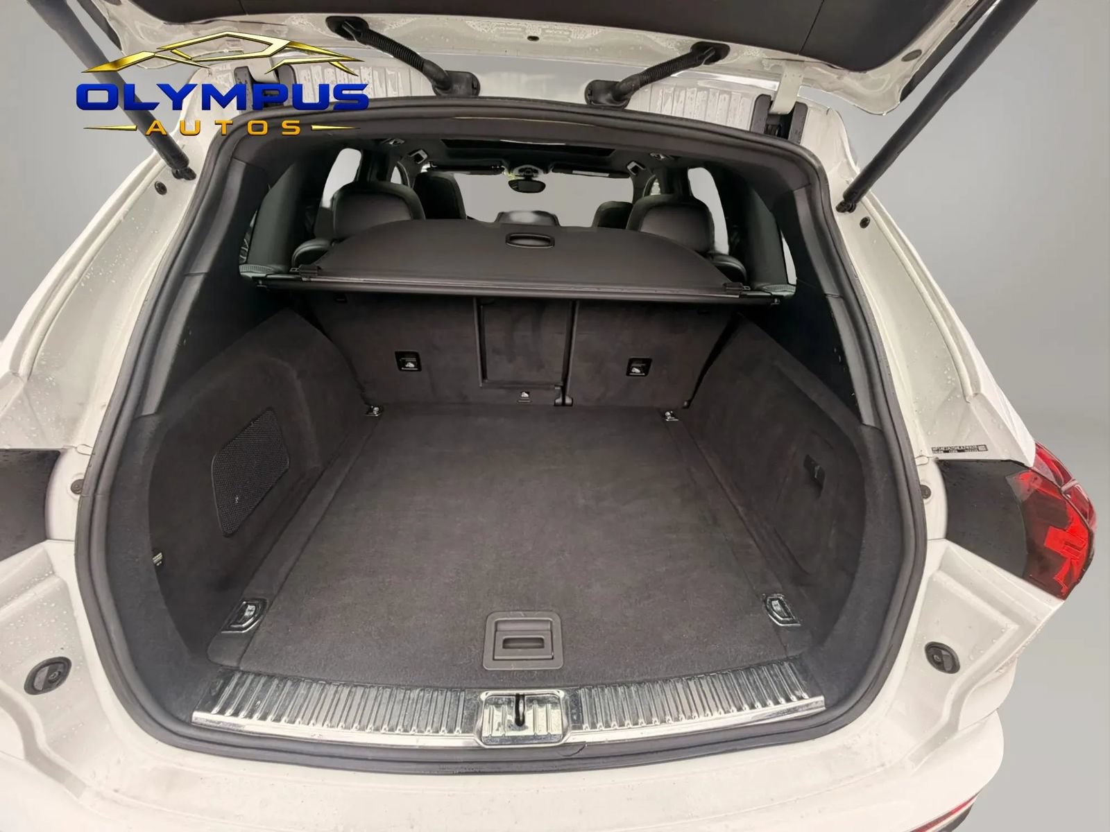 Used 2017 Porsche Cayenne S Platinum w/ Premium Package Plus (Pjy) AWD/4WD image 33