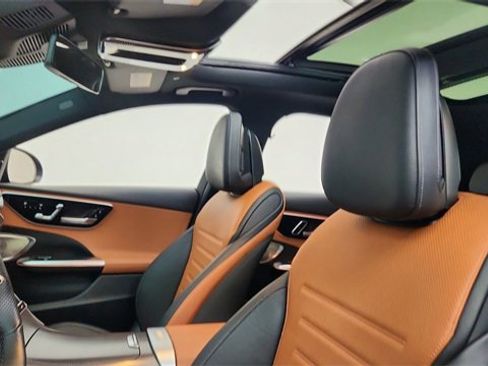 Used 2022 Mercedes-Benz C 300 C 300 w/ Pinnacle Trim Package image 32