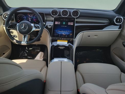Certified 2026 Mercedes-Benz GLC 300 image 22