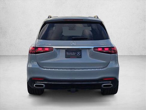 New 2026 Mercedes-Benz GLS 450 4MATIC image 8