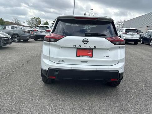 New 2026 Nissan Rogue SV image 5