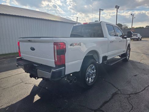 Used 2024 Ford F350 Lariat w/ Lariat Ultimate Package image 3