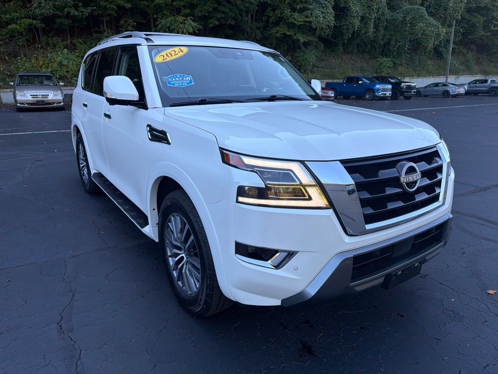 Used 2024 Nissan Armada SL w/ Captain's Chairs Package AWD/4WD image 6