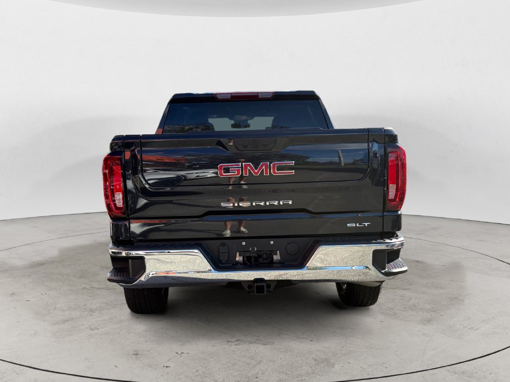 Used 2025 GMC Sierra 1500 SLT AWD/4WD image 4