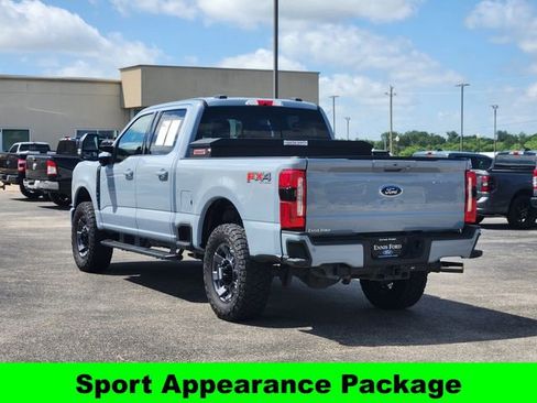 Used 2024 Ford F250 Lariat w/ Sport Appearance Package AWD/4WD image 4