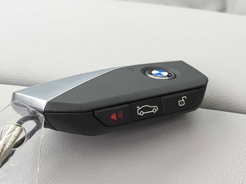 Used 2026 BMW X5 xDrive40i w/ Executive Package AWD/4WD image 38