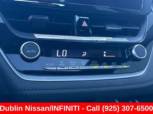 Used 2024 Toyota Corolla SE w/ SE Premium Package FWD image 28
