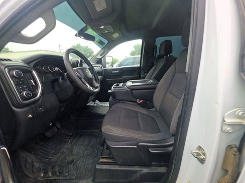 Used 2020 Chevrolet Silverado 2500 LT AWD/4WD image 9