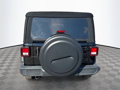 Used 2021 Jeep Wrangler Unlimited Sport S image 7