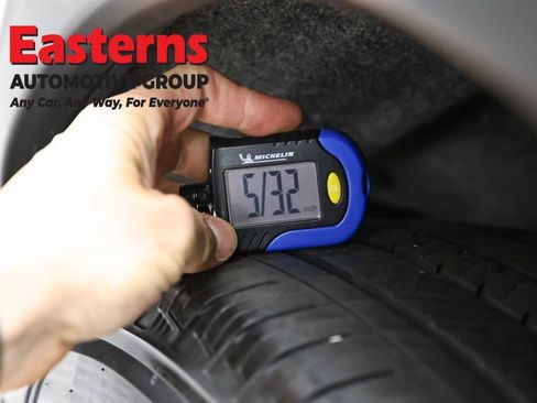 Used 2023 Nissan Rogue SV AWD/4WD image 26