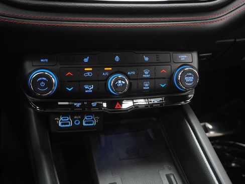 Certified 2023 Dodge Durango R/T w/ Blacktop Package AWD/4WD image 35
