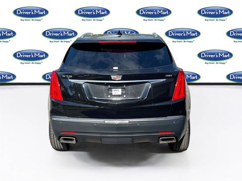 Used 2017 Cadillac XT5 Premium Luxury w/ Driver Assist Package image 6