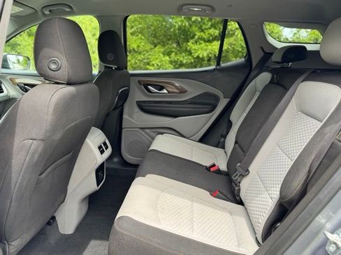 Used 2018 GMC Terrain SLE w/ Driver Convenience Package FWD image 13
