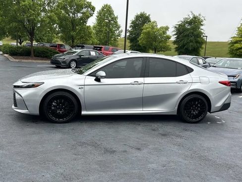 Used 2025 Toyota Camry LE FWD image 7