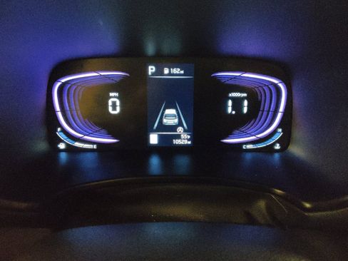 Used 2025 Kia Soul LX FWD image 23