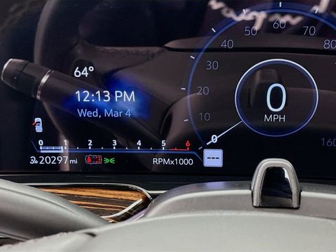 Used 2023 Cadillac Escalade Premium Luxury image 14