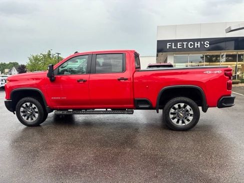 Used 2024 Chevrolet Silverado 2500 Custom w/ Custom Convenience Package AWD/4WD image 9