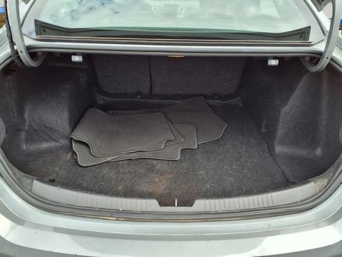 Used 2024 Chevrolet Malibu LT FWD image 24