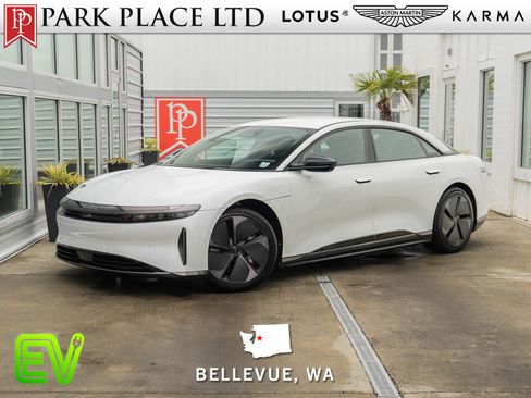 Used 2024 Lucid Air Touring AWD/4WD image 1